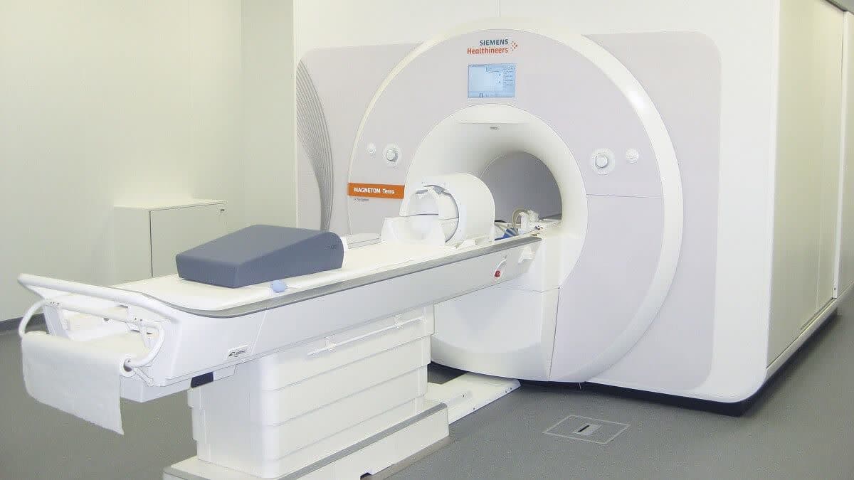 تجهیز بیمارستان خاتم‌الانبیا شیروان به دستگاه MRI شاید تا دو ماه دیگر,